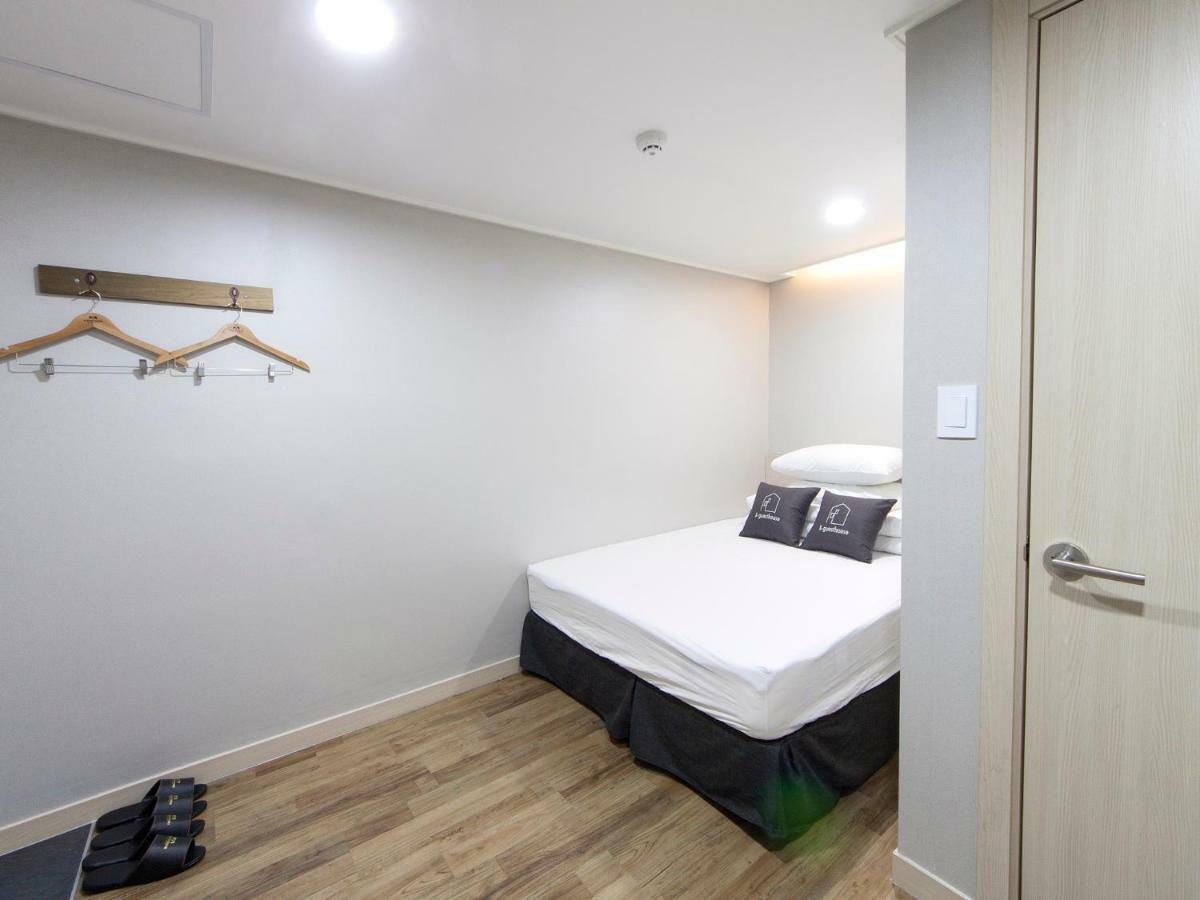 K-Grand Hostel Gangnam1 Сеул Екстериор снимка